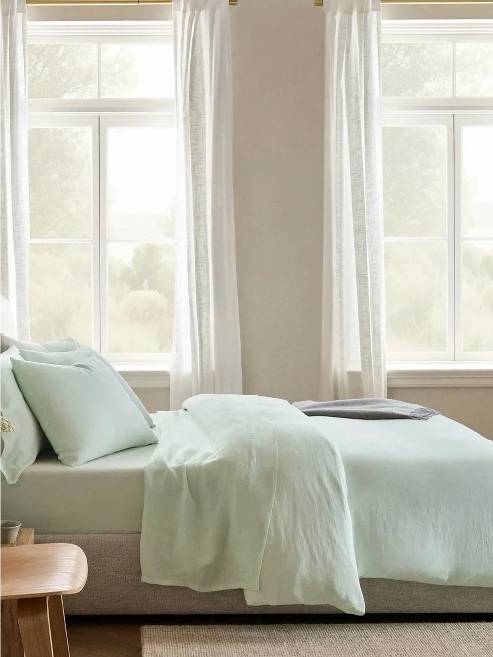 Limited Edition Mint European Linen Duvet Cover Set - Retail $204